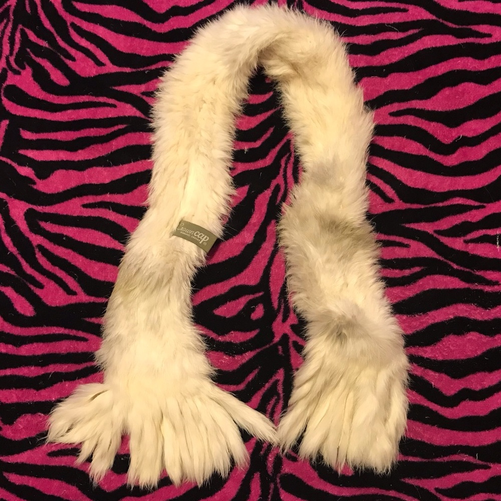 CrownCap White Rabbit Fur Scarf/Neck Warmer